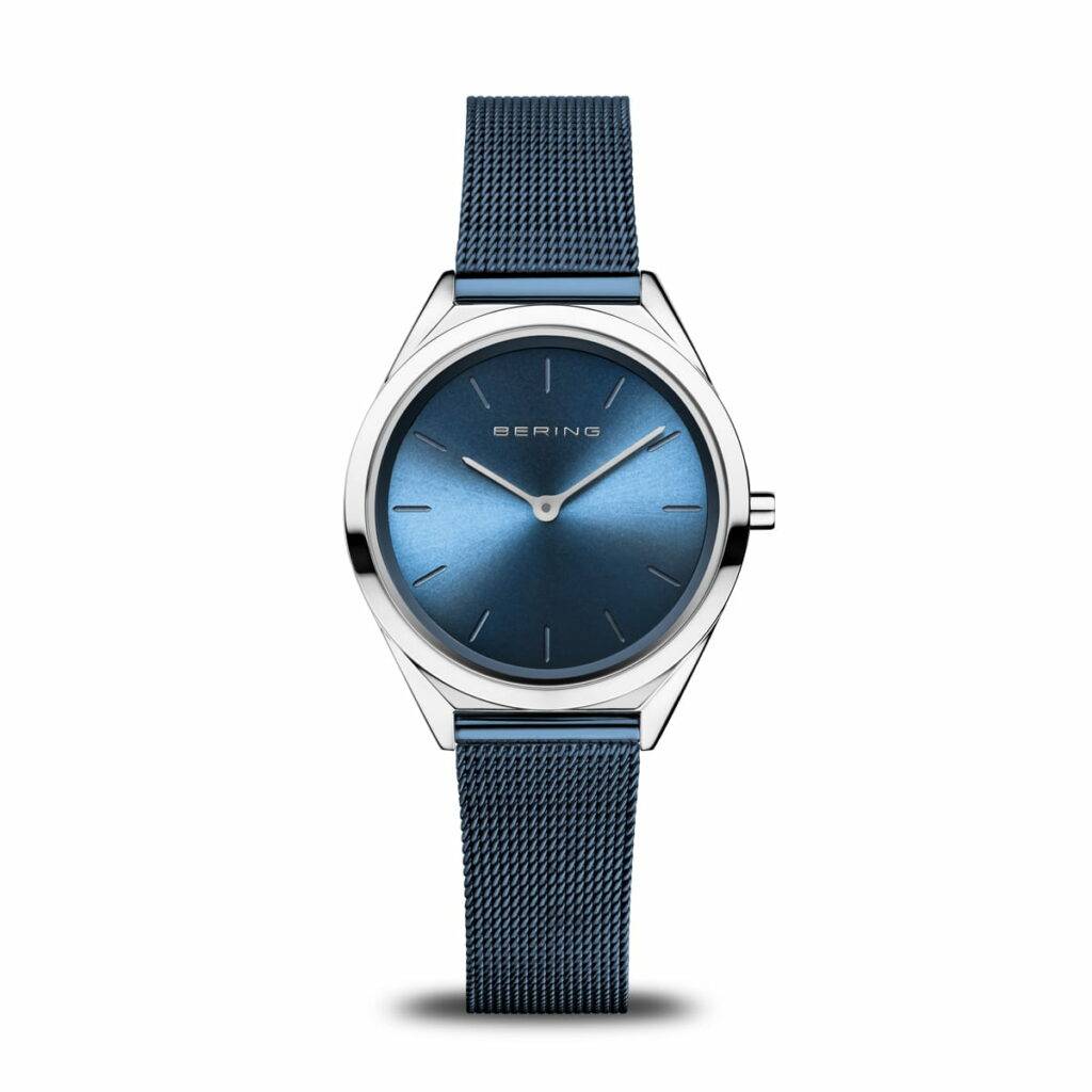 Orologio Bering 17031-307 Ultra Slim con profilo 4,8 mm e quadrante blu sunray
