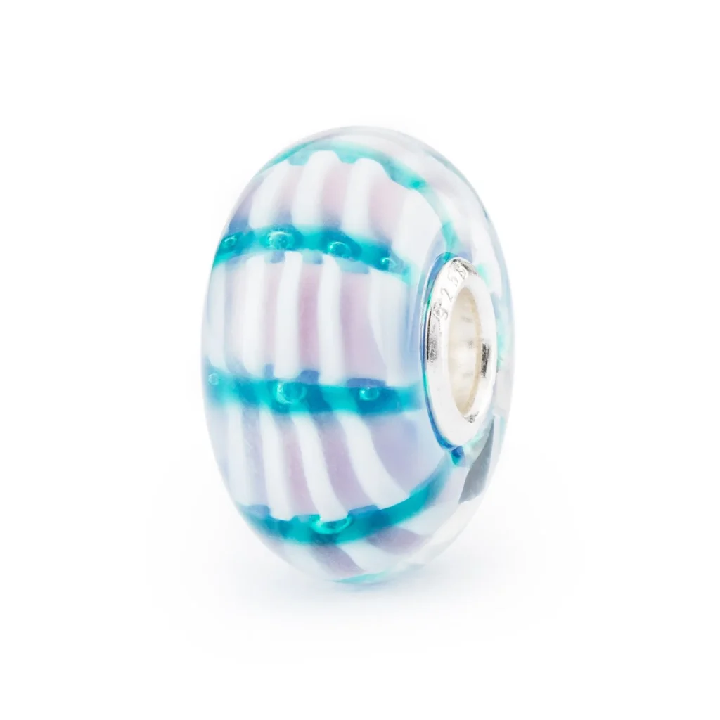 Bead Trollbeads Canto di Sirena in vetro striato bianco e azzurro con anima in argento 925.