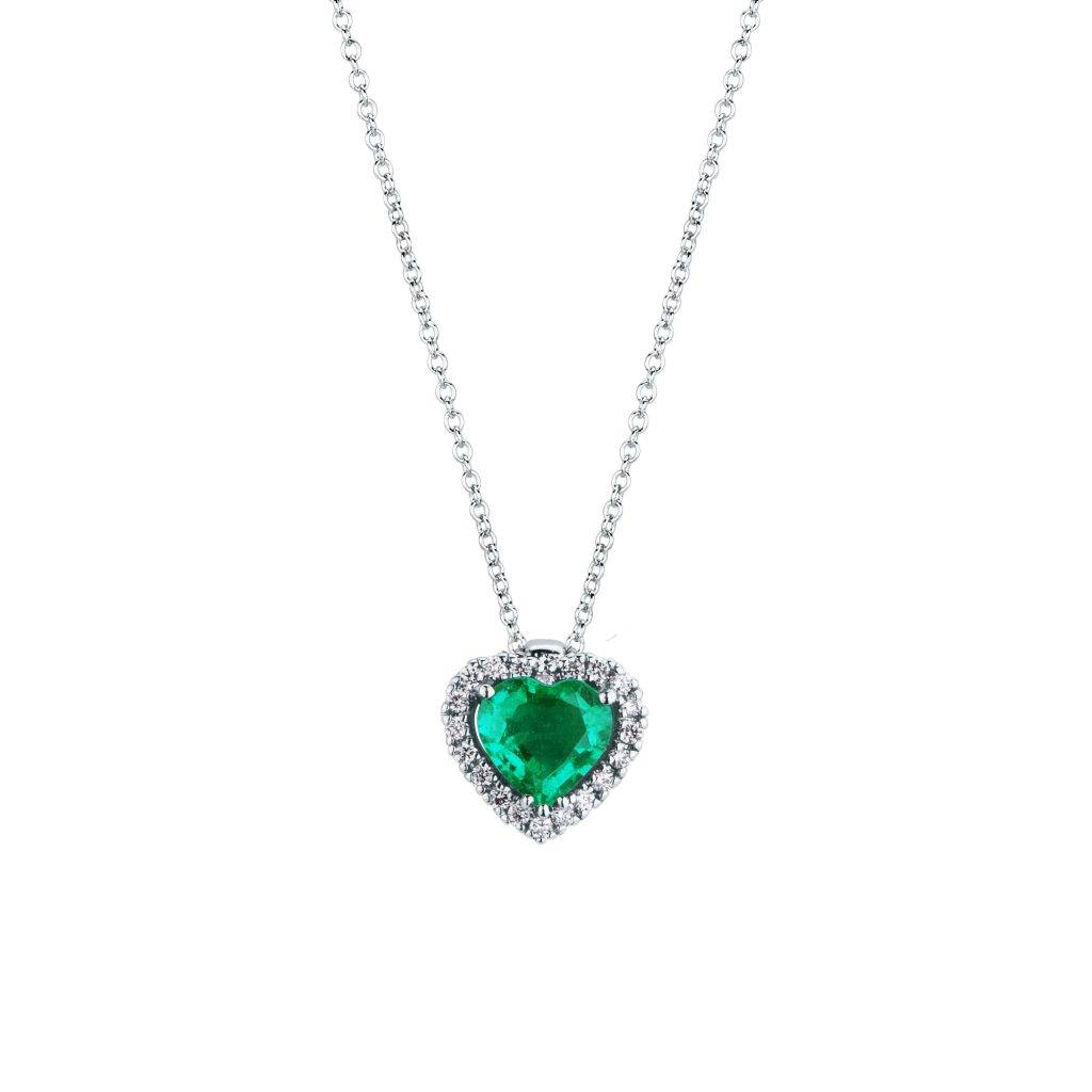 Girocollo A Cuore Con Smeraldo E Diamanti Mirco Visconti con pendente a cuore in oro bianco, smeraldo colombiano verde vivido e contorno di brillanti.