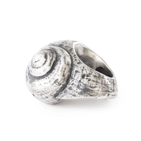 Bead Trollbeads Canto dell'oceano in argento 925 con texture marina realistica e forma a conchiglia.