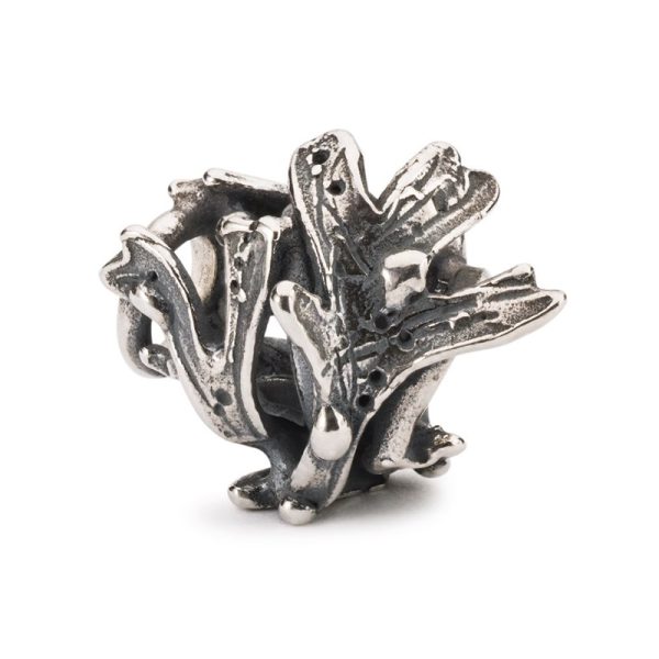 Bead Trollbeads Respiro del mare in argento 925 con design a ramificazione di corallo e dettagli bruniti.