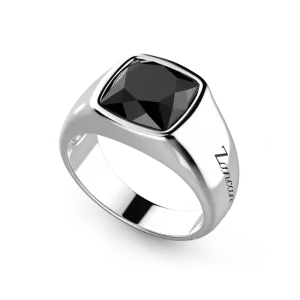 Anello Zancan con onice nero centrale e struttura in argento 925 lucido.