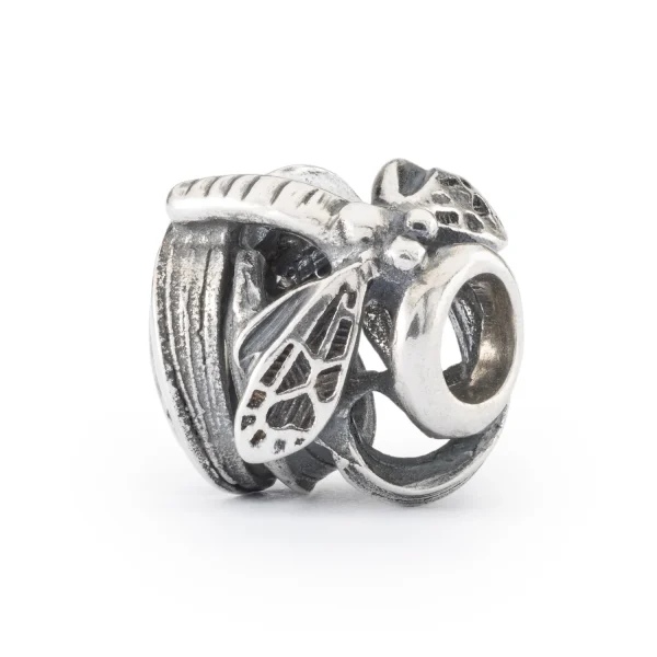 Bead Trollbeads Libellula dei Sogni in argento 925 con ali dettagliate e lavorazione brunita.