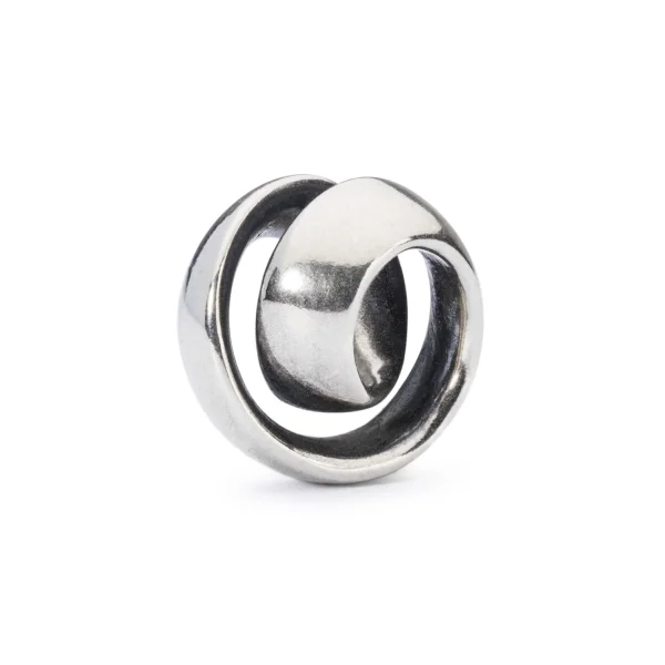 Bead Trollbeads Eternità in Argento 925 brunito con design a spirale avvolgente.