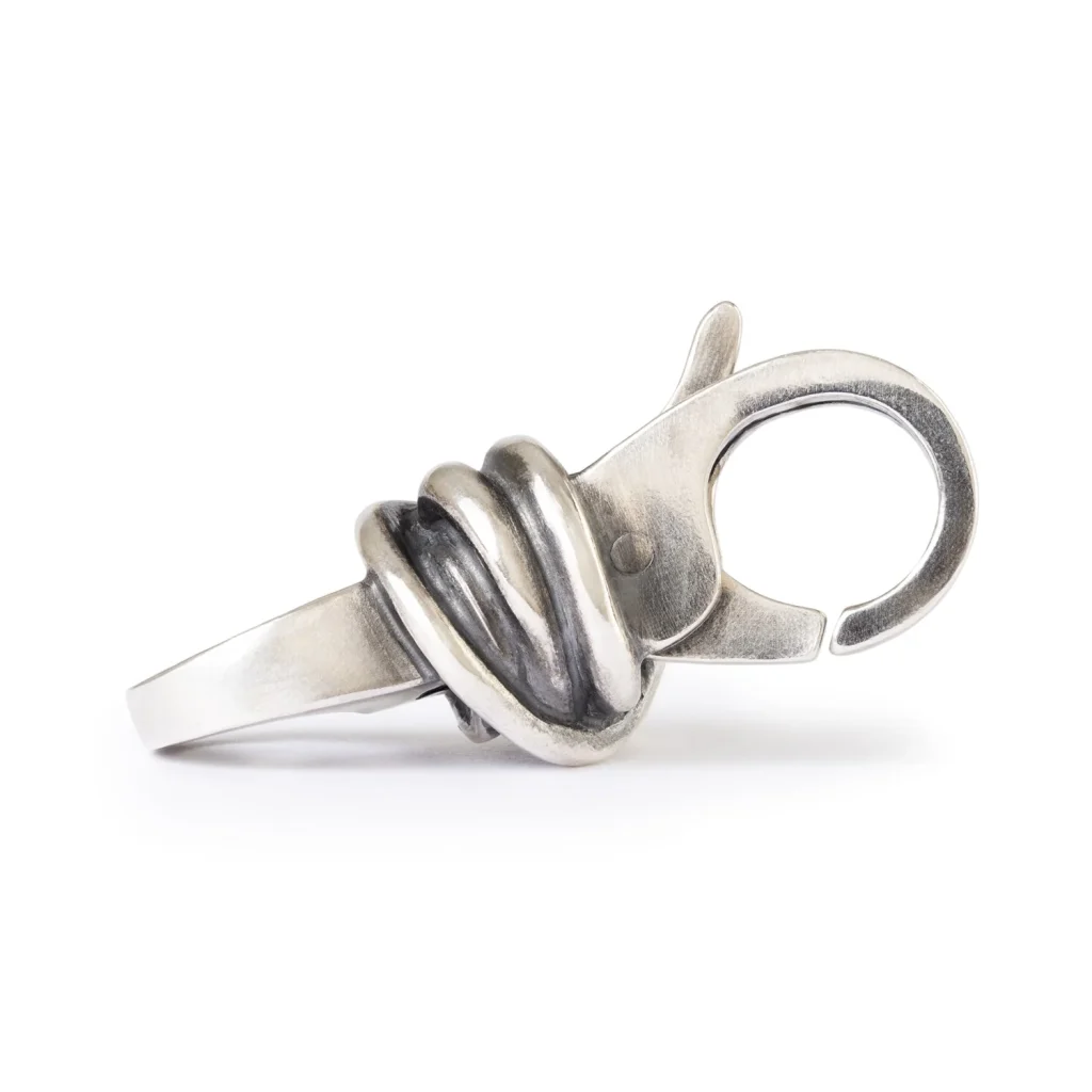 Chiusura Nodo della Fortuna Trollbeads in argento 925 brunito con design a spirale intrecciata.