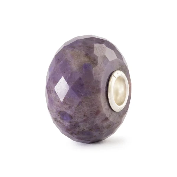 Bead Trollbeads Giada Viola in pietra naturale sfaccettata con anima in argento 925.