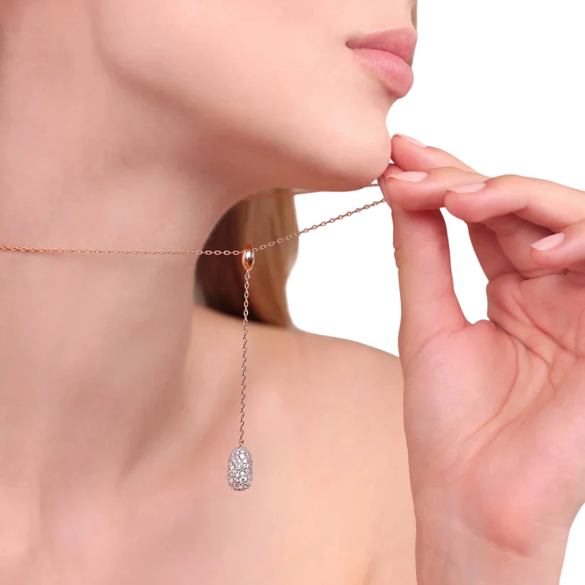 Collana cravatta con pavè Bronzallure in Golden Rose tempestato di zirconi bianchi.