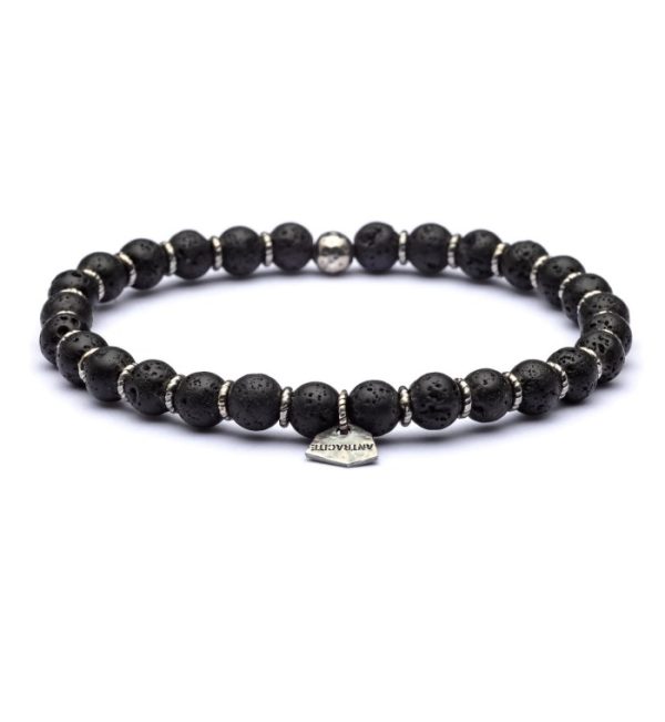 Bracciale Petra Antracite modello elastico con sfere porose in pietra di lava nera e piccoli distanziatori in argento.