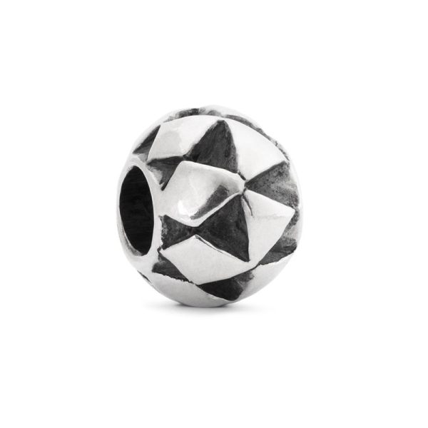 Bead Cuscino etnico Trollbeads TAGBE-30050 in argento 925 con incisioni e motivi geometrici tribali in rilievo. Prodotto: Bead Cuscino etnico Trollbeads