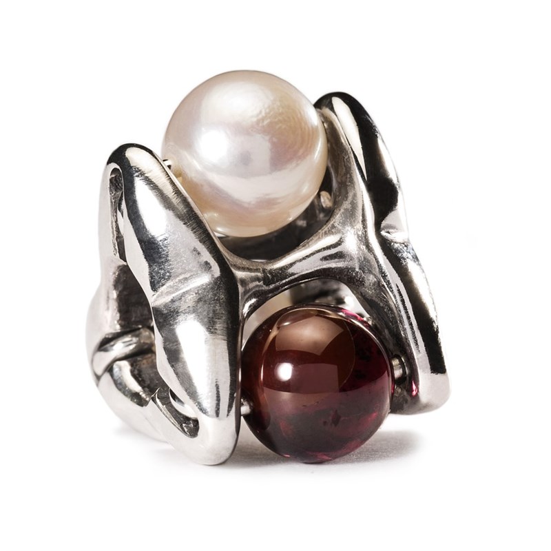 Bead Pura passione Trollbeads TAGBE-00096 in argento 925 con perla di fiume bianca e pietra sferica rossa.