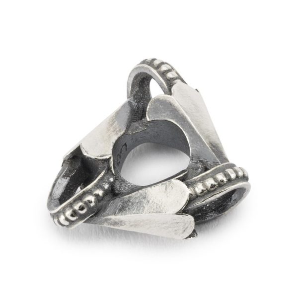 Bead Sorprese di natale Trollbeads TAGBE-10274 in argento 925 di forma geometrica a tre lati.