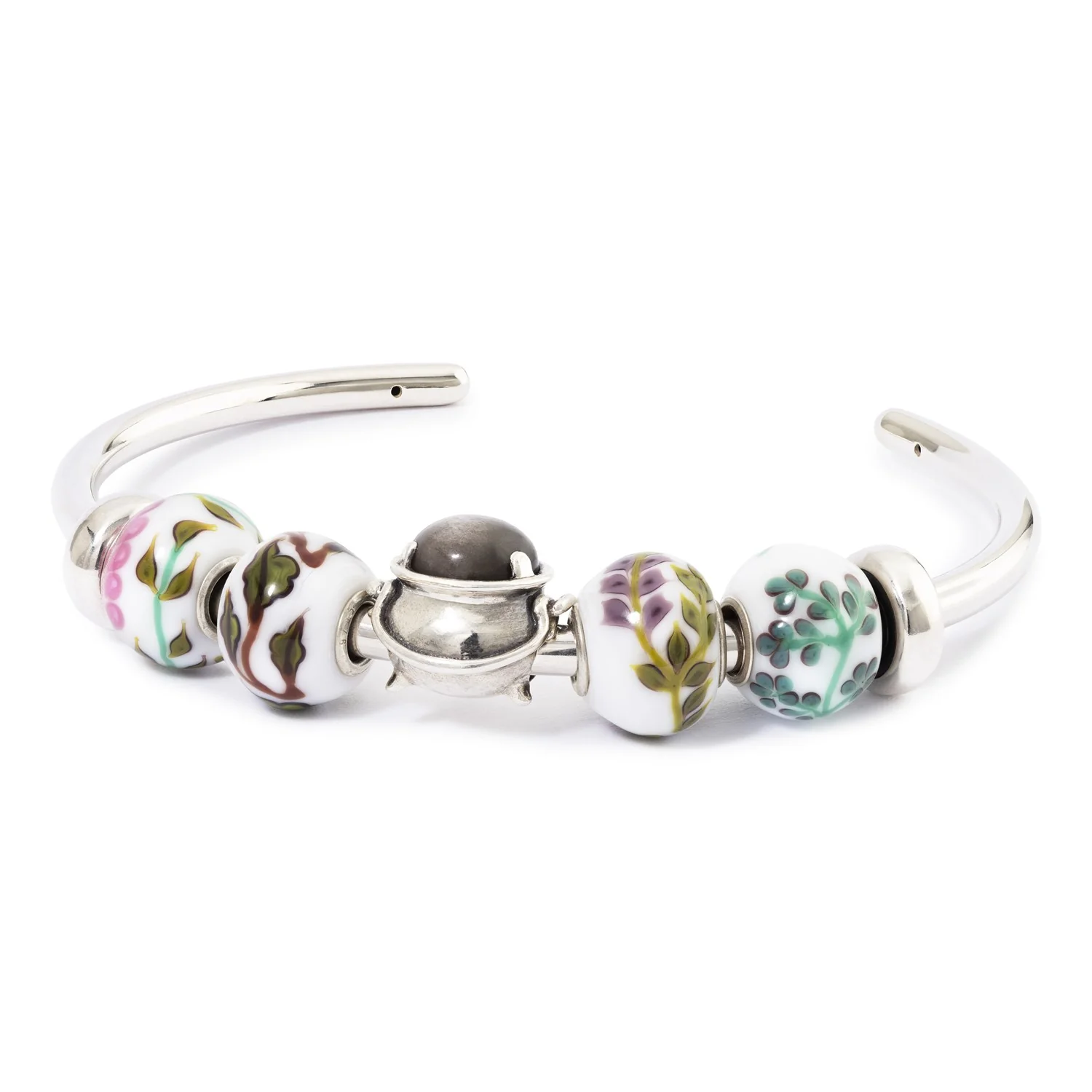 Bead Salvia Verde Trollbeads TGLBE-30213 in vetro di Murano bianco con foglie di salvia verdi e anima centrale in argento 925.